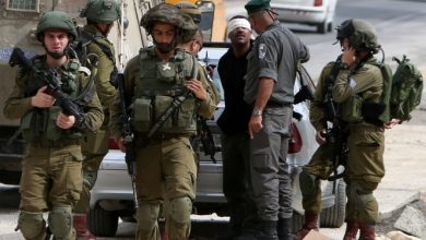 الاحتلال يعتقل 14 فلسطينيا من الضفة