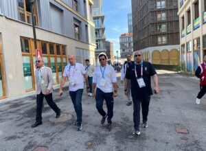 وزير الرياضة ورئيس الاتحاد وسفير مصر