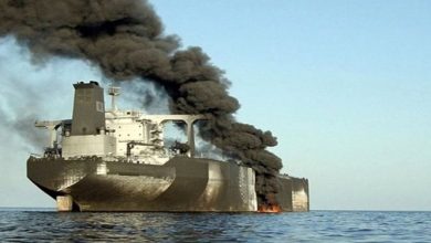 هجومين على سفينة بريطانية