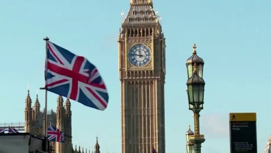 بريطانيا .. سندات حرب على طاولة رئيس الوزراء