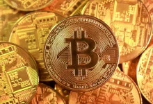 «بيتكوين» تهبط 3.9% إلى 70 ألف دولار