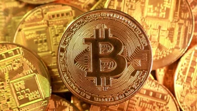 «بيتكوين» تهبط 3.9% إلى 70 ألف دولار