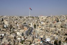 الحرس الثوري الإيراني يعلن استهداف قواعد أمريكية في الأردن ويوجه رسالة للشعب الأردني