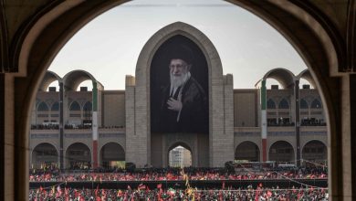 إيران تبدأ مراسم تشييع المرشد الأعلى السابق خامنئي