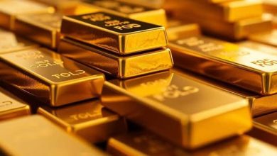 الذهب يتراجع عند التسوية لكنه يحقق أول مكاسب شهرية منذ فبراير
