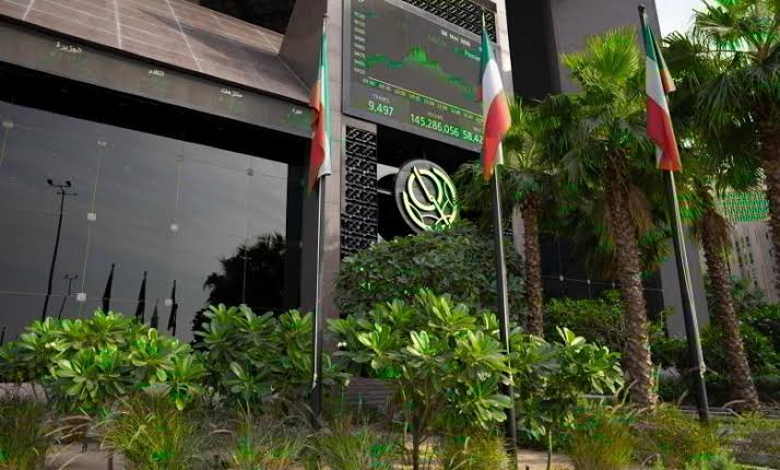 بورصة الكويت ترتد بقوة في منتصف الجلسة... ومكاسب جماعية للمؤشرات بعد ضغوط أمس